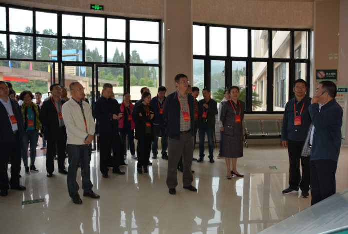 雅安市政协委员视察市第四人民医院