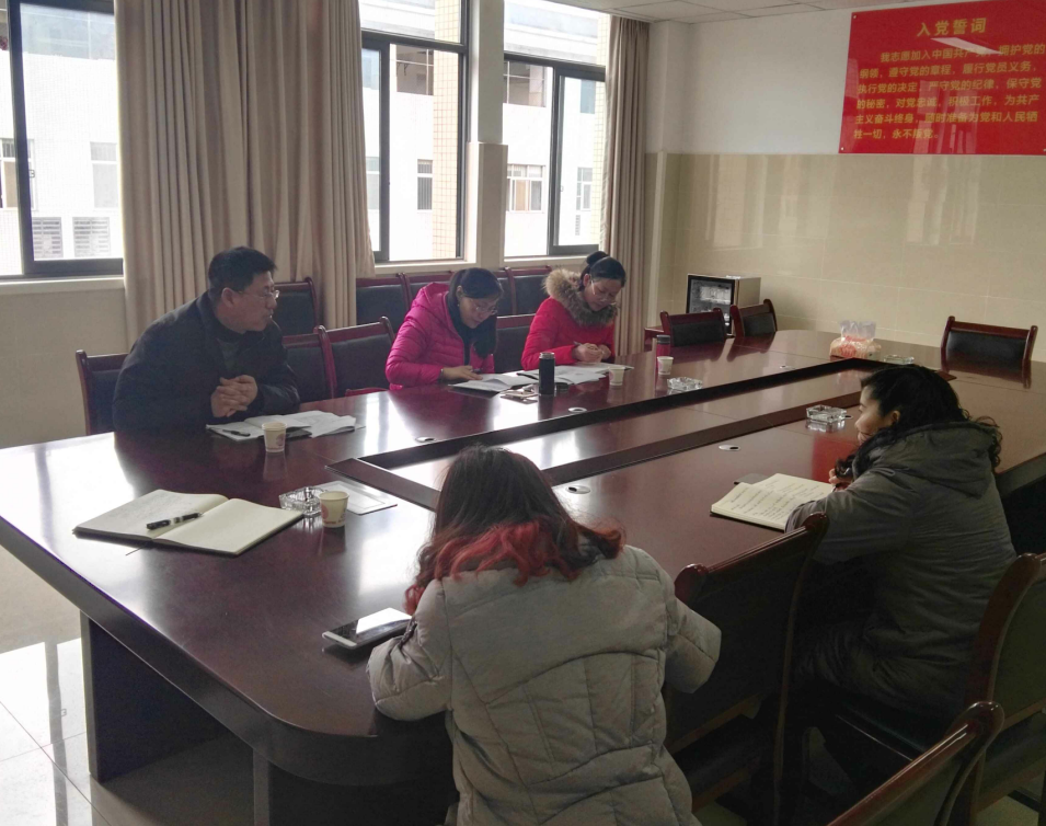 ​雨城区医保局局长刘年蓉一行莅临我院调研医保工作