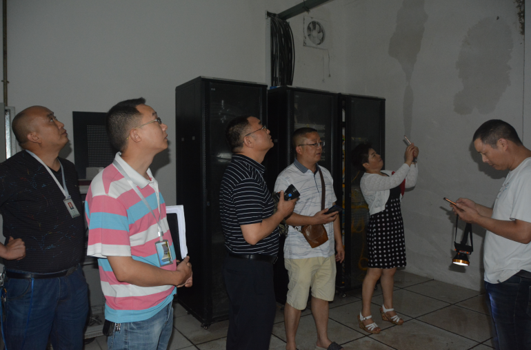 我院开展安全生产和防汛工作大检查