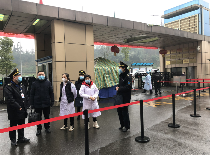 市卫监支队督查我院预检分诊和发热门诊及医废处置运行等工作的开展情况