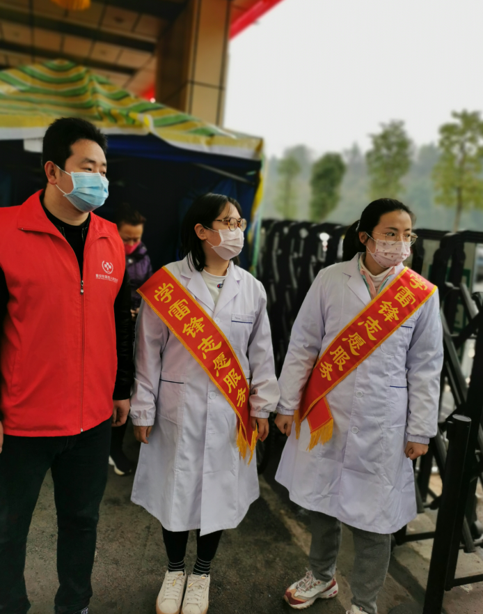 我院组织开展2020年“学雷锋”志愿服务活动