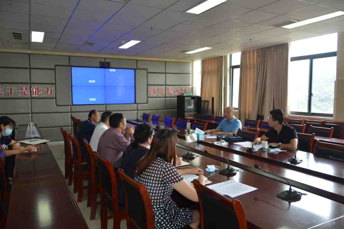 任文华同志到市第四人民医院调研指导党建工作