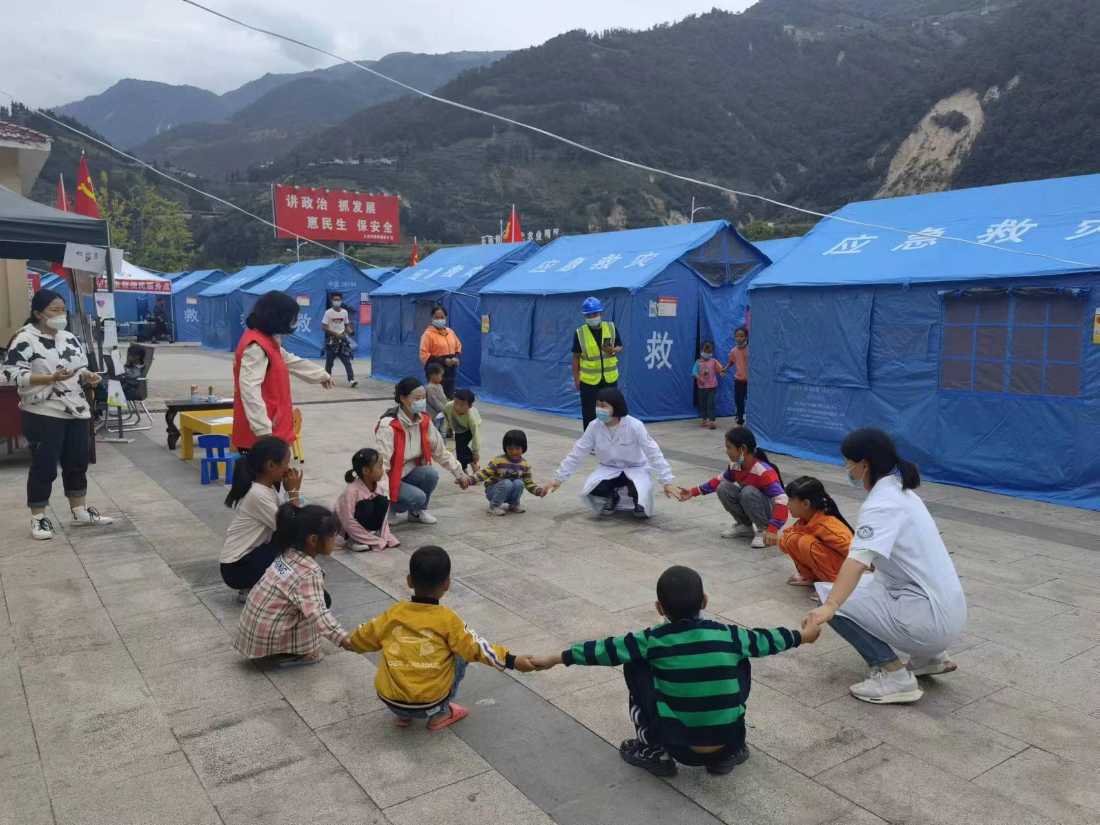 雅安市第四人民医院心理危机干预队伍持续开展地震心理危机干预