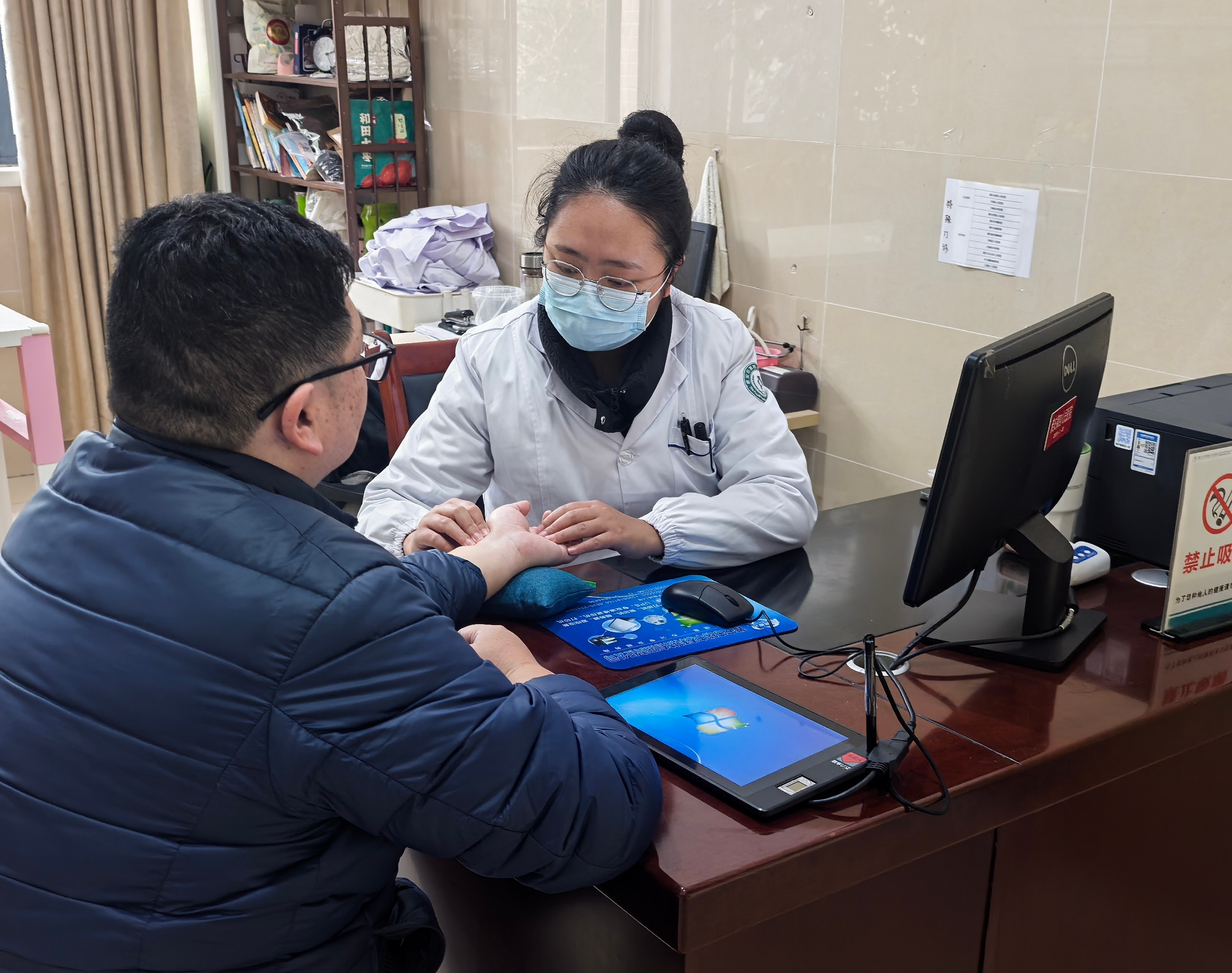 雅安市第四人民医院中医门诊迎来新力量——陶雨静博士正式坐诊！